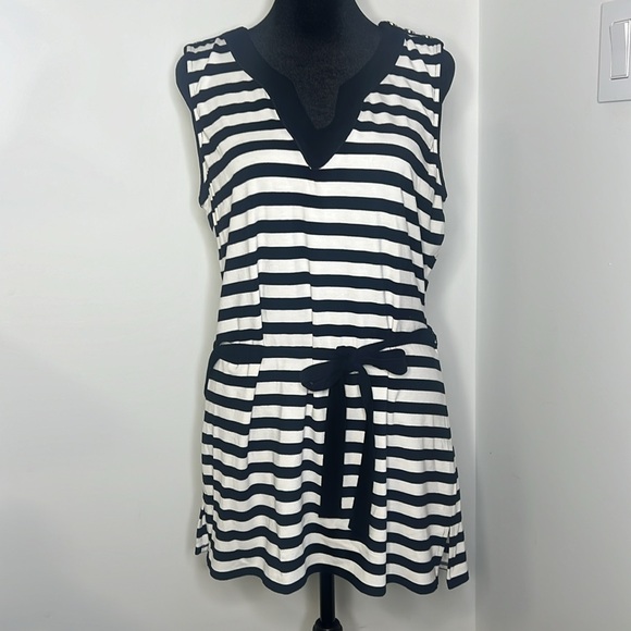 White House Black market women’s V-neck tank top black-and-white size large - Picture 3 of 8